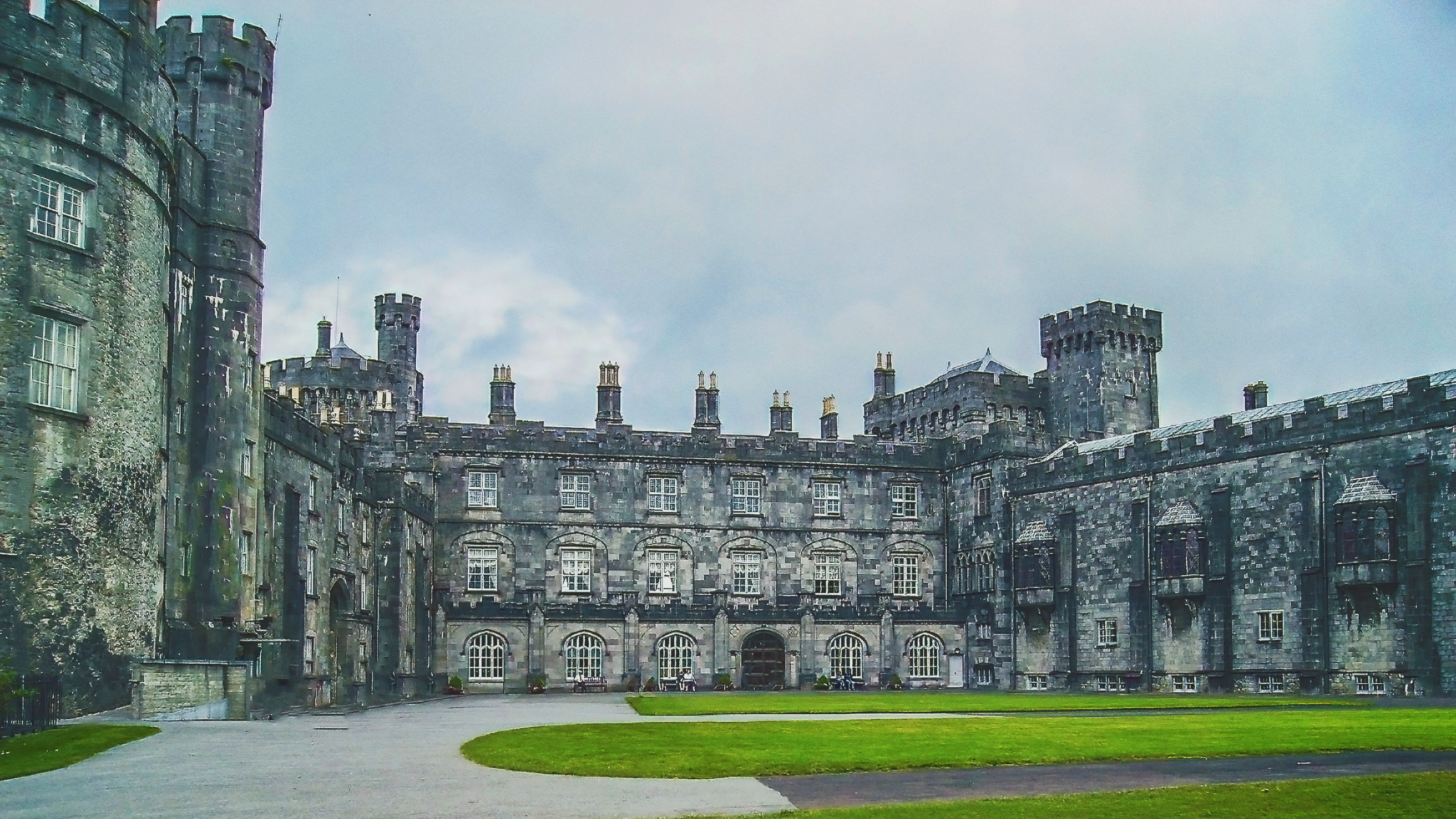 Kilkenny Castle and Medieval Treasures: Complete Historical Experience